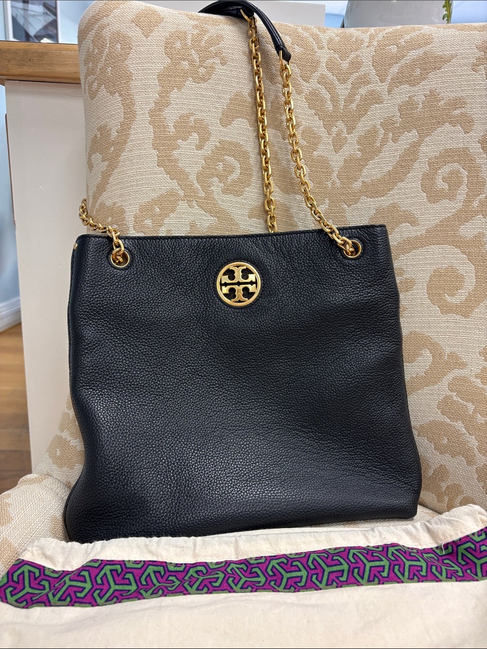 Tory Burch Black Pebbled Leather Shoulder Bag with Adjustable Gold Chain